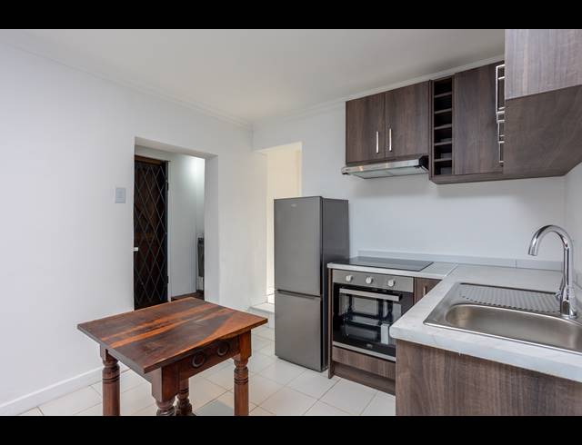 1 BEDROOM FLAT TO LET IN CLAREMONT